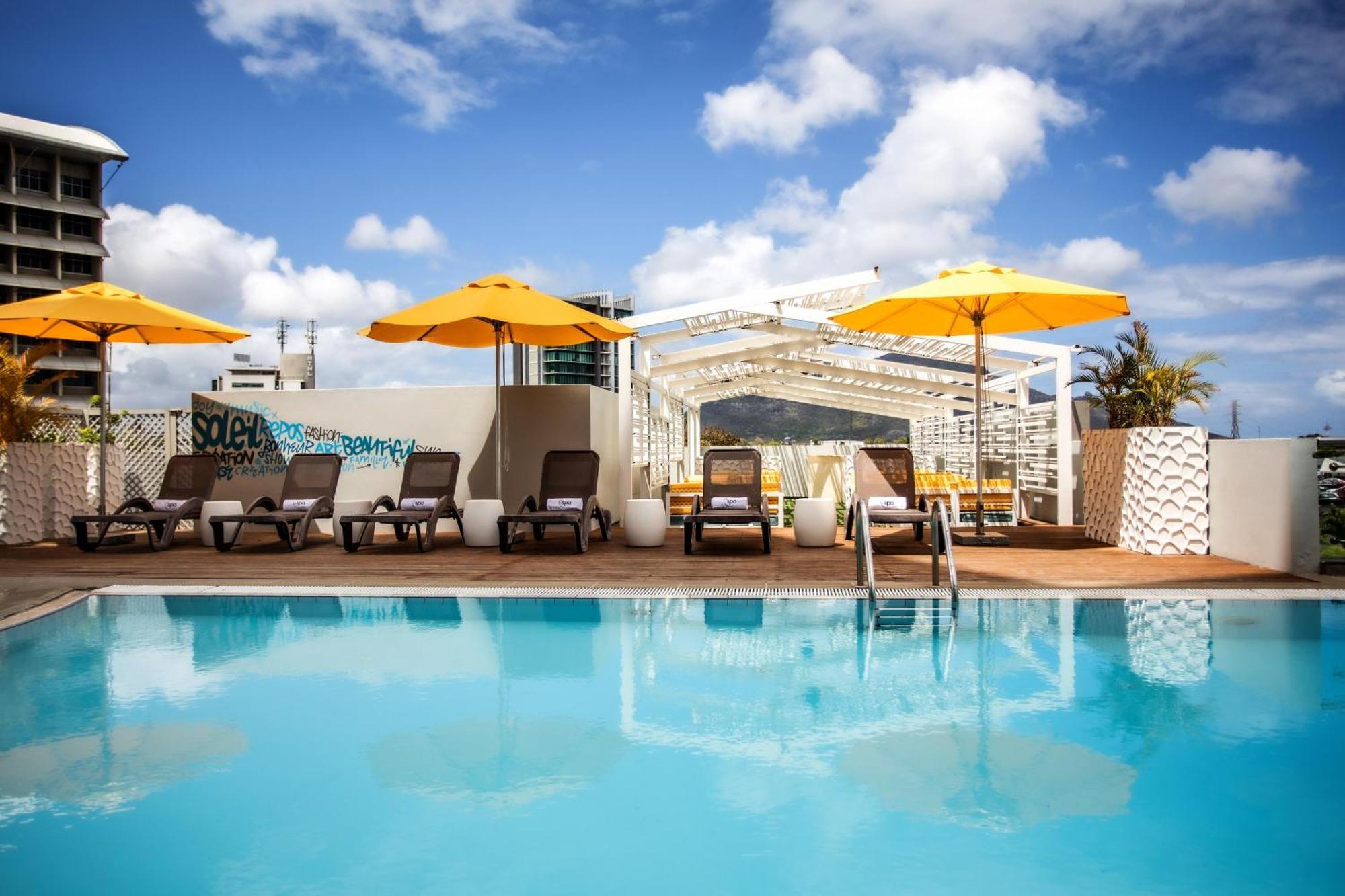 Hennessy Park Hotel Quatre Bornes Esterno foto