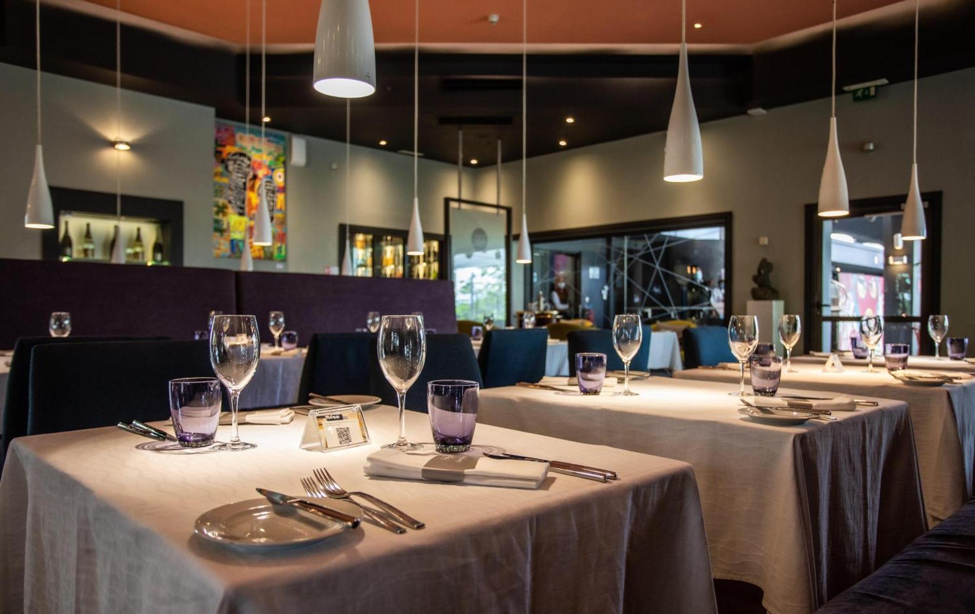 Hennessy Park Hotel Quatre Bornes Esterno foto