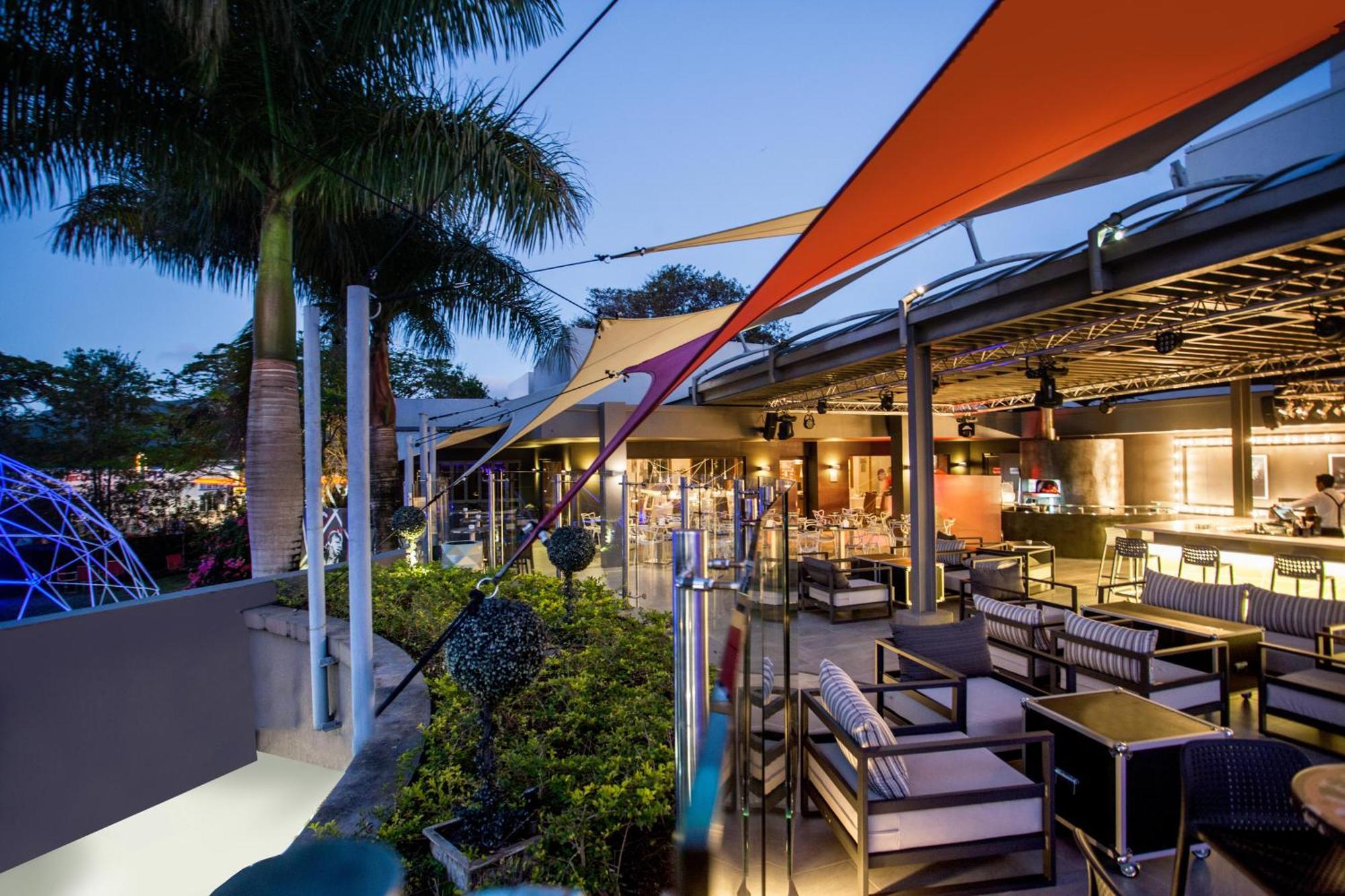 Hennessy Park Hotel Quatre Bornes Esterno foto