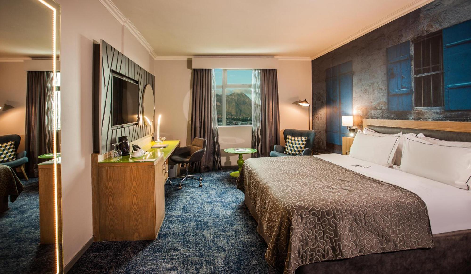 Hennessy Park Hotel Quatre Bornes Esterno foto
