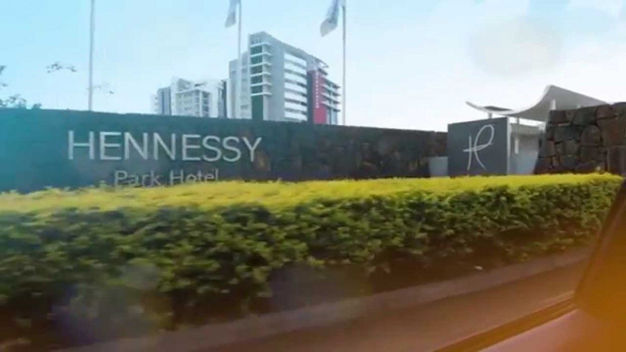 Hennessy Park Hotel Quatre Bornes Esterno foto